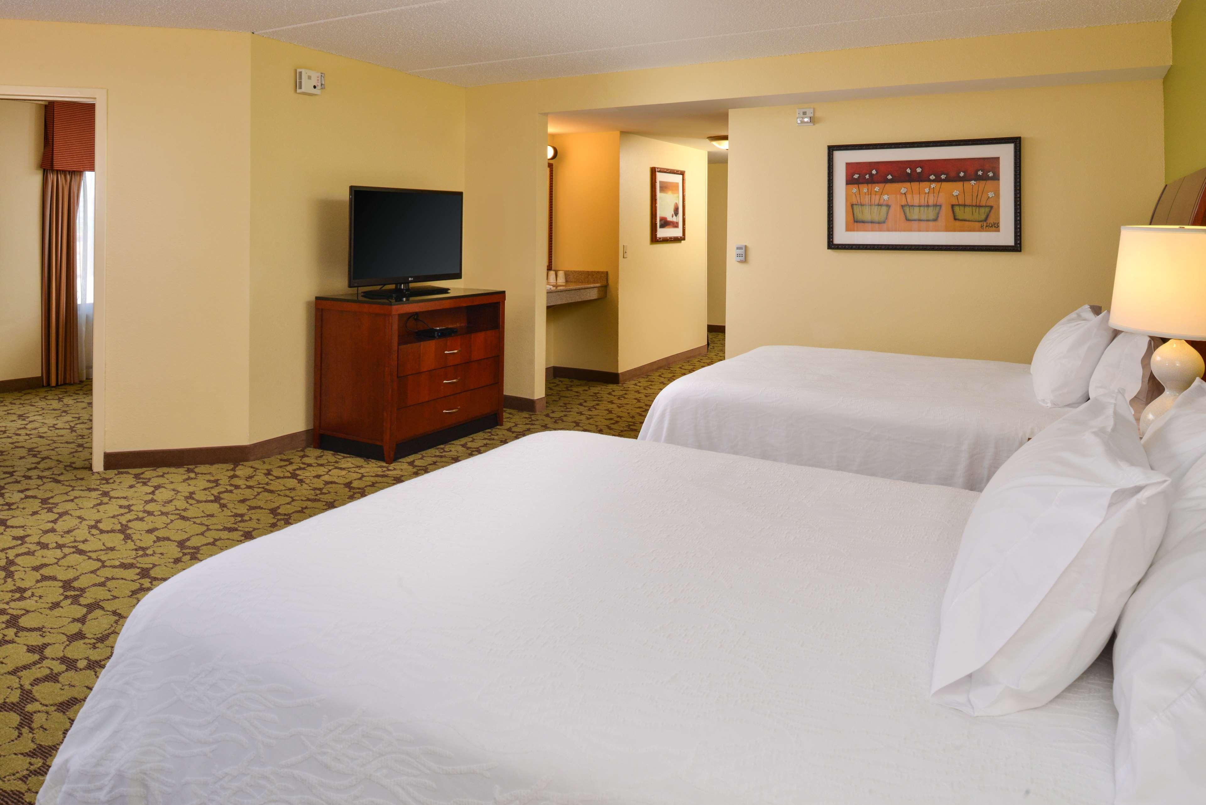 Hilton Garden Inn Terre Haute Exterior foto